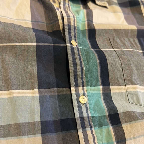 Foundry Comfort Stretch Button Down Shirt - Picture 3 of 7